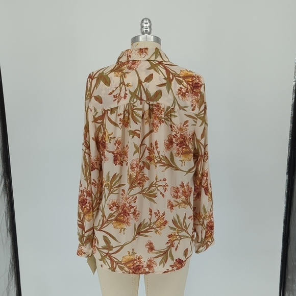 H&M Floral Button Down Shirt Cream Pink 6 chiffon bohemian preppy Business casua - Picture 2 of 6